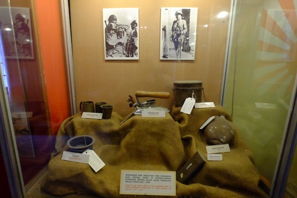 DSCF3550 - 太平洋戦争開戦の地、マレーシア・コタバル、パンタイ・ダサール・サパ(Pantai Sabak)と戦争博物館に行ってきました