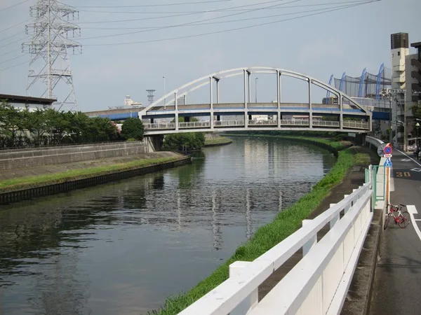 聖地巡礼記 とらドラ 浮間舟渡駅周辺 荒川 職業 魔法使い死亡 海外自転車旅行中