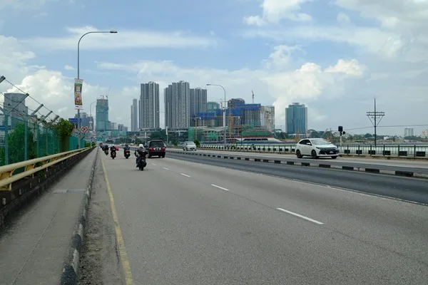 シンガポール出国 再びマレーシア自転車旅行 18年1月19日 職業 魔法使い死亡 海外自転車旅行中