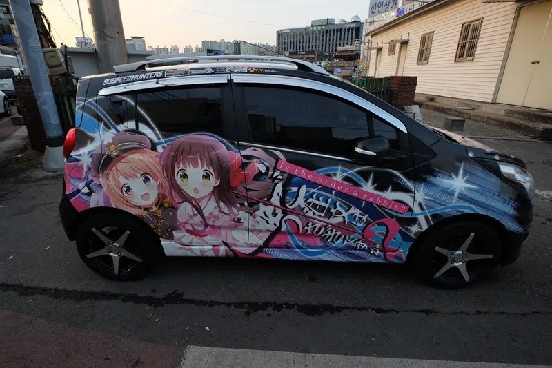 海外の痛車たちの写真まとめ 外国人制作の車 職業 魔法使い死亡 海外自転車旅行中