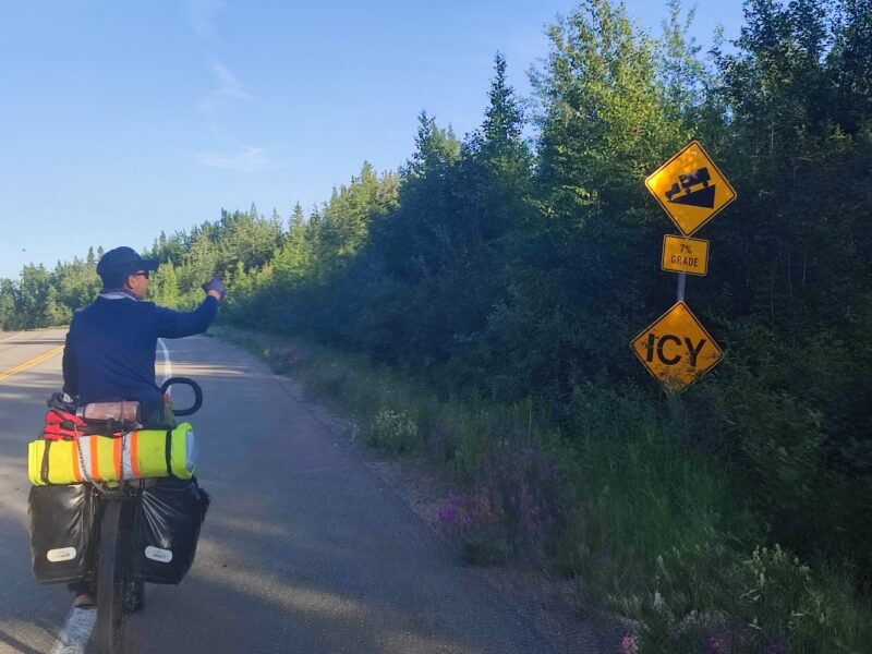 image 322 - カナダ国境へ|アラスカ・アメリカ合衆国自転車旅行記 （2023年6月~7月）